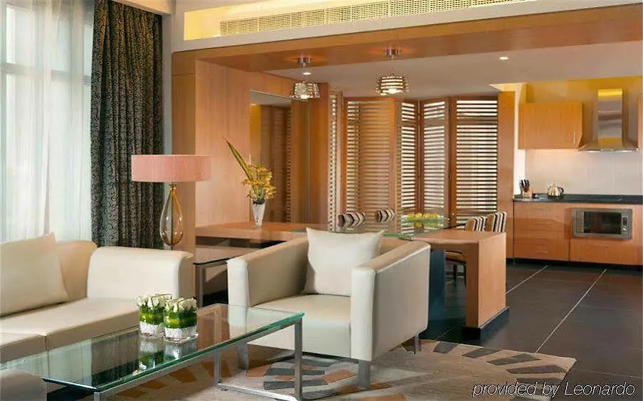 Hala Arjaan By Rotana, Deluxe Hotel Apartments Abu Dhabi 4*,  Vereinigte Arabische Emirate
