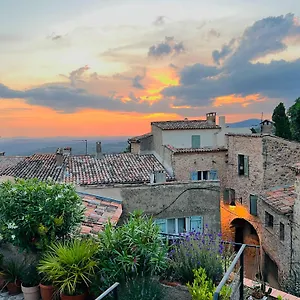 Penthouse Privee Couple Ou Famille- La Maison Searle A Homestay Tourtour