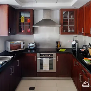 Dream - With Private Terrace, 29 Boulevard Downtown Apartment Dubai