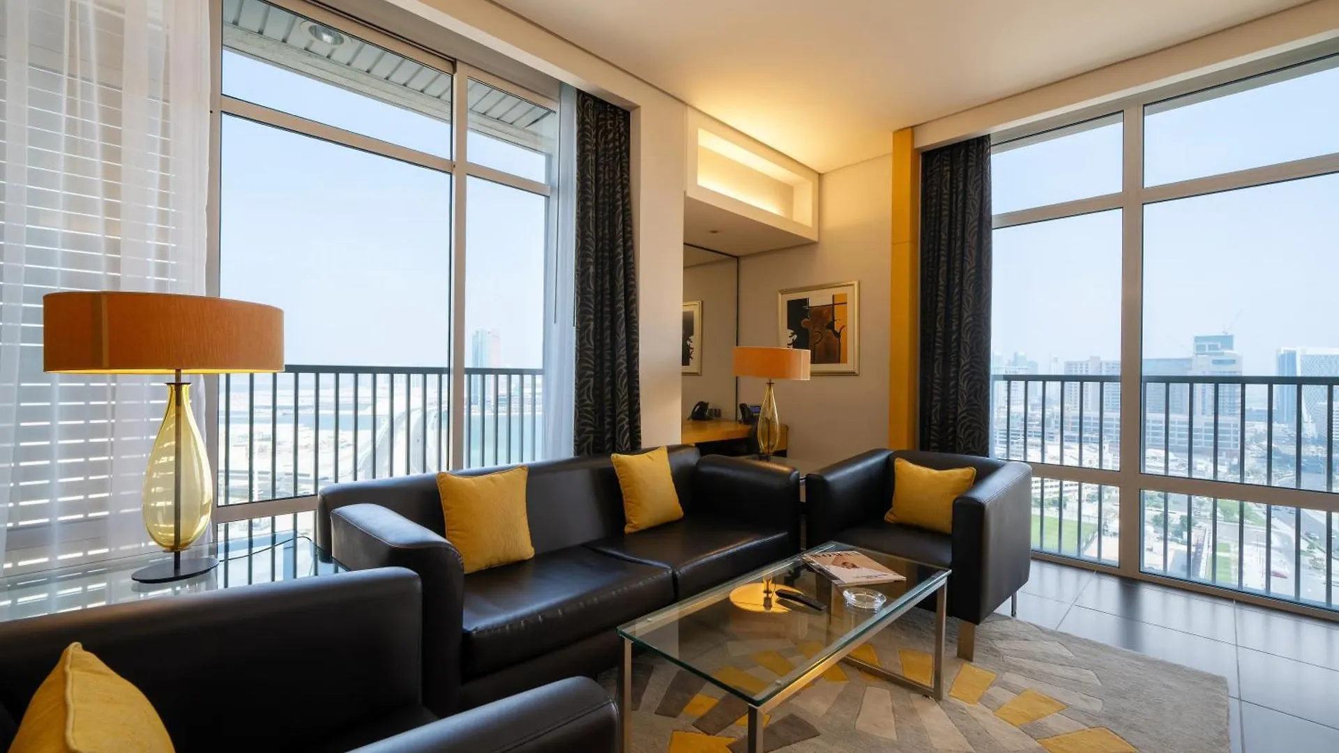 Hala Arjaan By Rotana, Deluxe Hotel Apartments Abu Dhabi Aparthotel