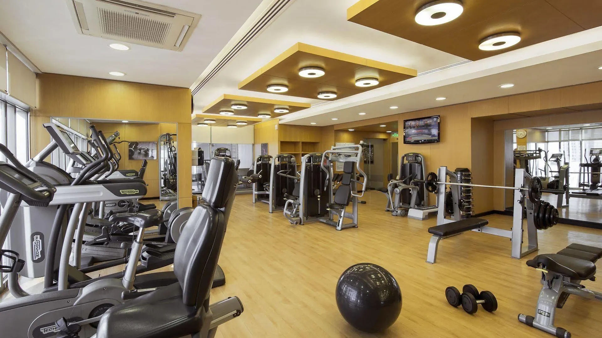 Aparthotel Hala Arjaan By Rotana, Deluxe Hotel Apartments Abu Dhabi