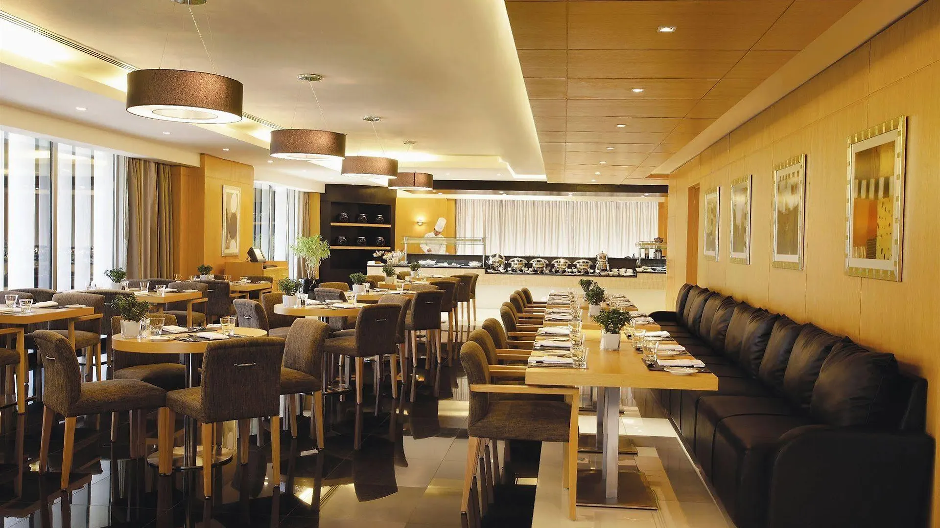 Hala Arjaan By Rotana, Deluxe Hotel Apartments Abou Dabi